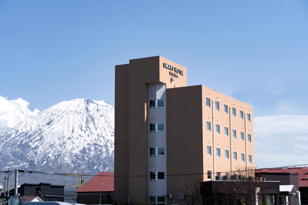 Smart Hotel Kutchan Niseko Exteriör bild